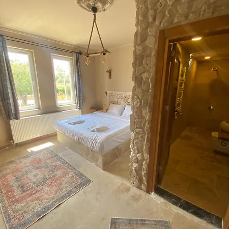 Ala Stone House Hotel