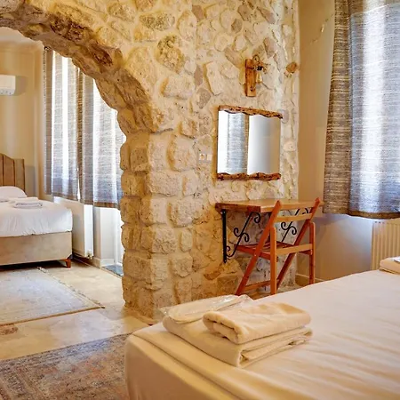 Ala Stone House Hotel