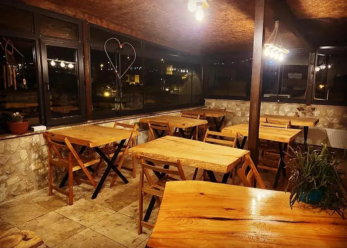 Ala Stone Γκόρεμε